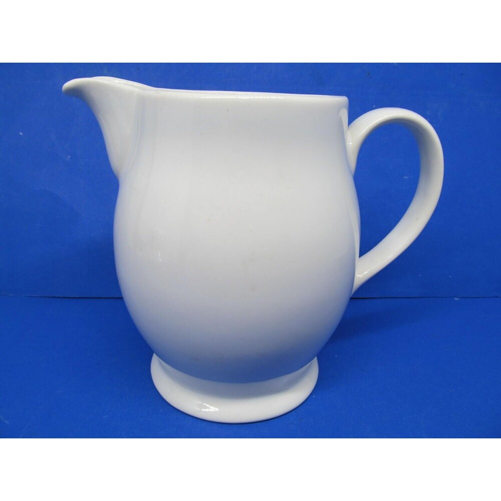 Crate And Barrel 5 1/2"H X 3 1/2"W White Smooth Small Pitcher Creamer Sri Lanka